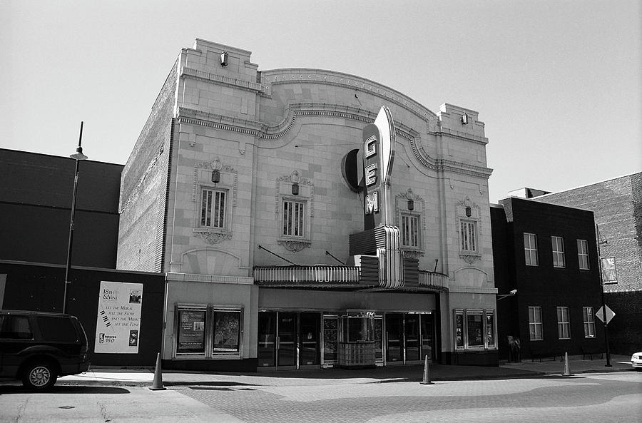 Kansas City - Gem Theater BW Photograph by Frank Romeo