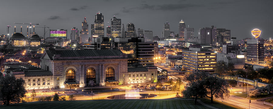 Kansas City Skyline Photograph by Ryan Heffron