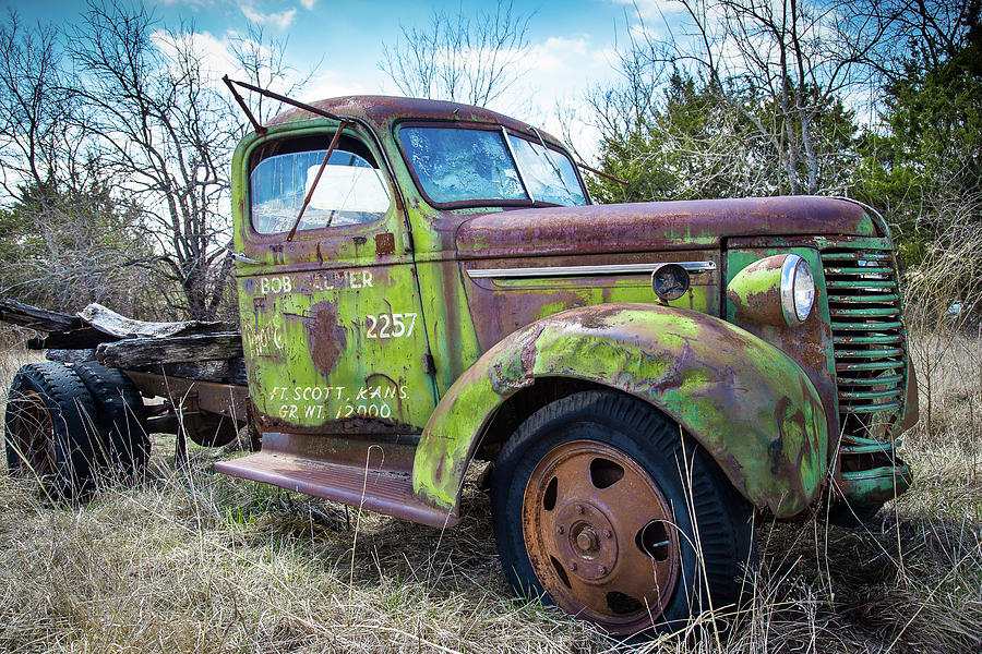 Kansas Green Field Truck Photograph by Steven Bateson