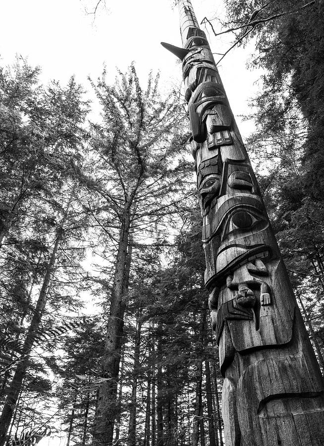 Kasaan Totem Photograph by Ian Johnson