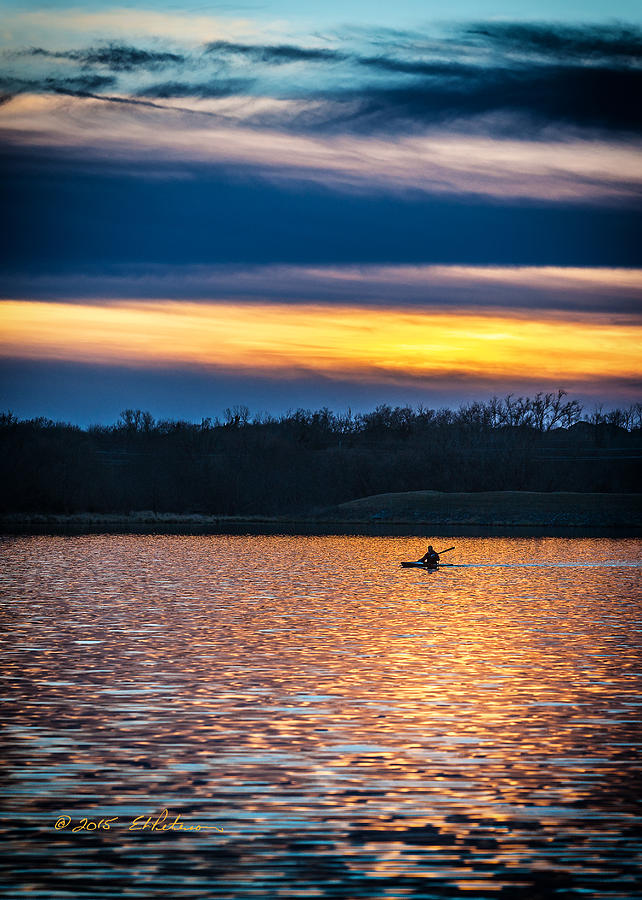 Kayak Sunset Photograph by Ed Peterson