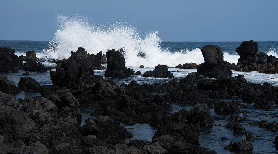 Keanae Waves Photograph by Jennifer Ancker