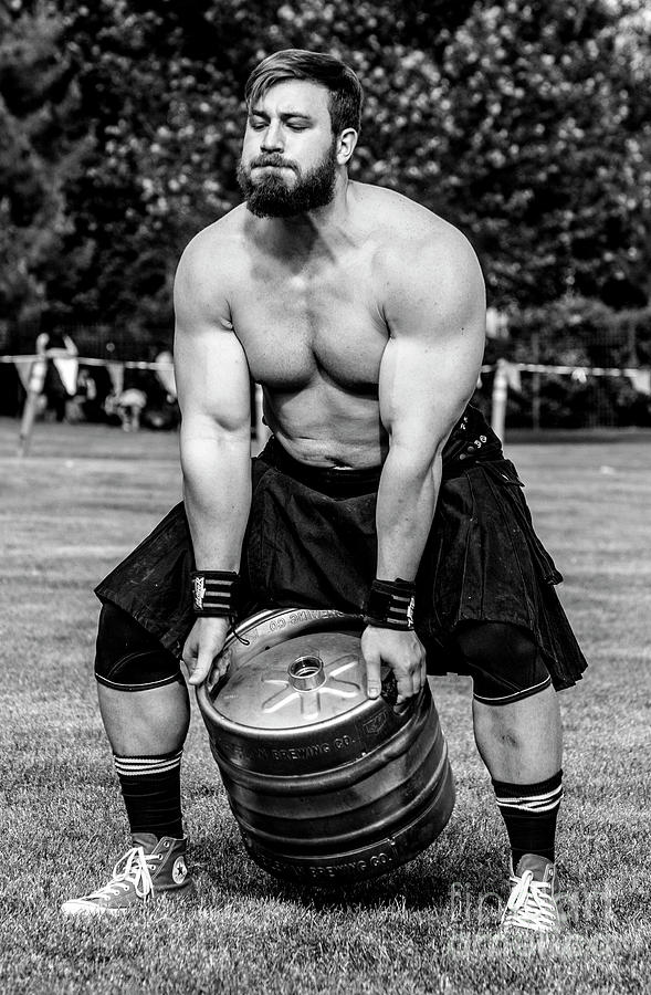 Keg Throw - Scottish Festival and Highland Games Photograph by Gary Whitton