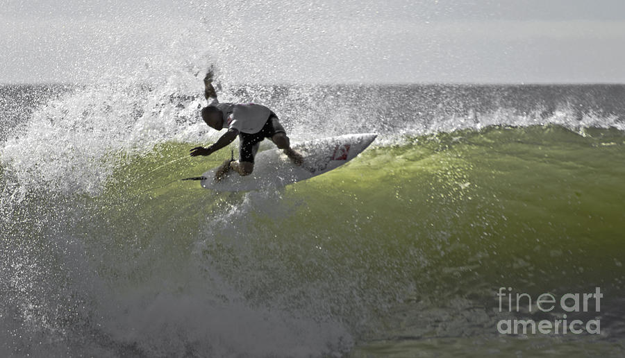 Kelly Slater at the Quicksilver Pro 2011 Photograph by Scott Evers
