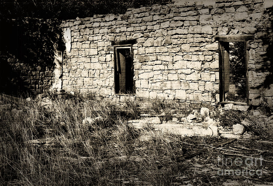 Kenton Ruins Photograph by Fred Lassmann