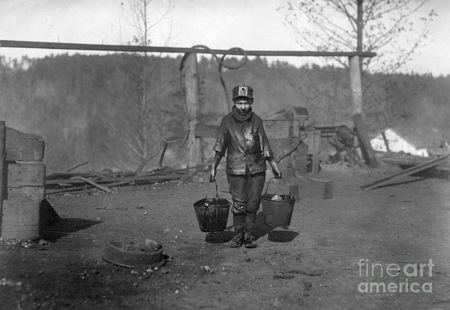 Kentucky Coal Mine 1910 Photograph by Granger
