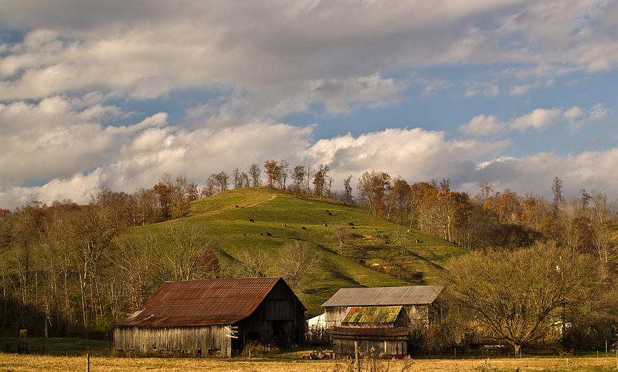Barn Photograph - Kentucky Mountain Farmland by Douglas Barnett
