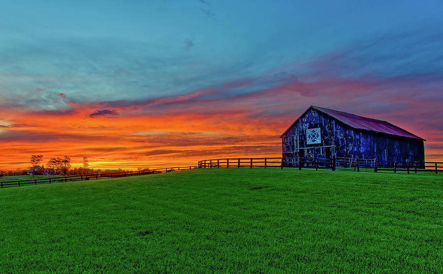 Kentucky Quilt Barn and Sunset Photograph by Ina Kratzsch - Fine Art ...