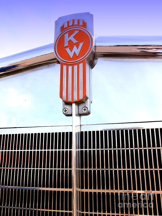 Grill Photograph - Kenworth Insignia and Grill by Karyn Robinson