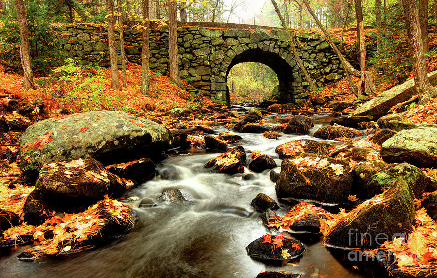 Keystone Bridge Is A Stone-arched Bridge In The Quabbin Region ...