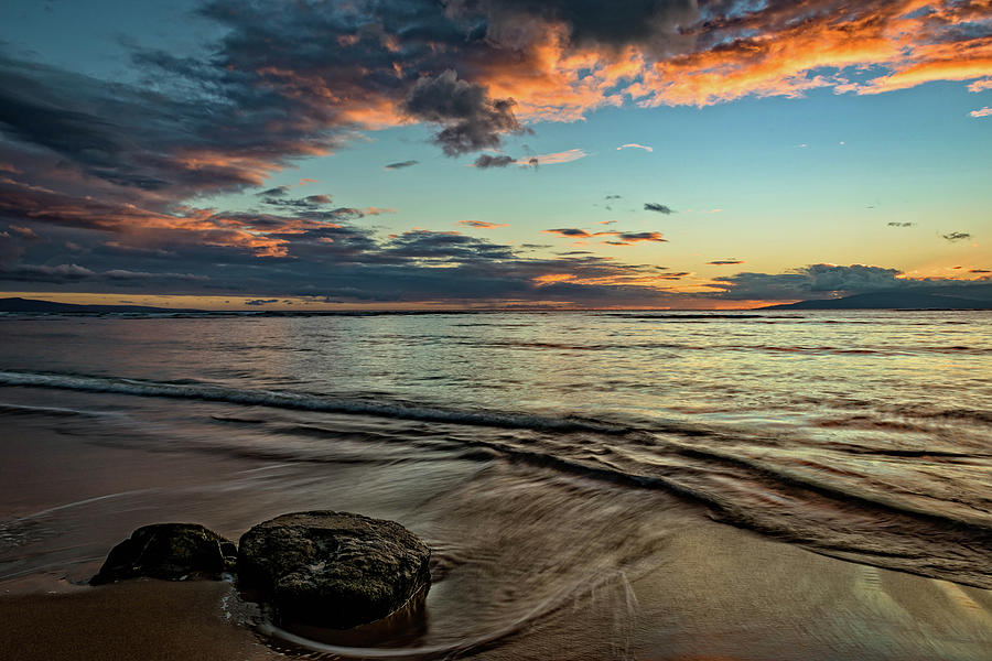 Kihei, Maui Sunset Photograph by John Hight