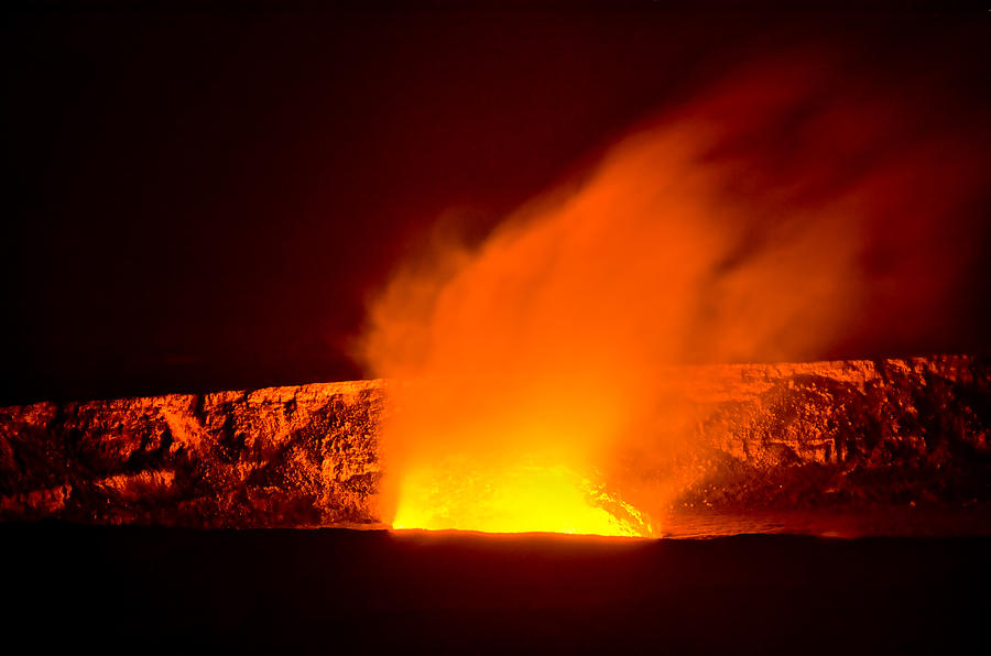 Kilauea Volcano Photograph by Don Schwartz