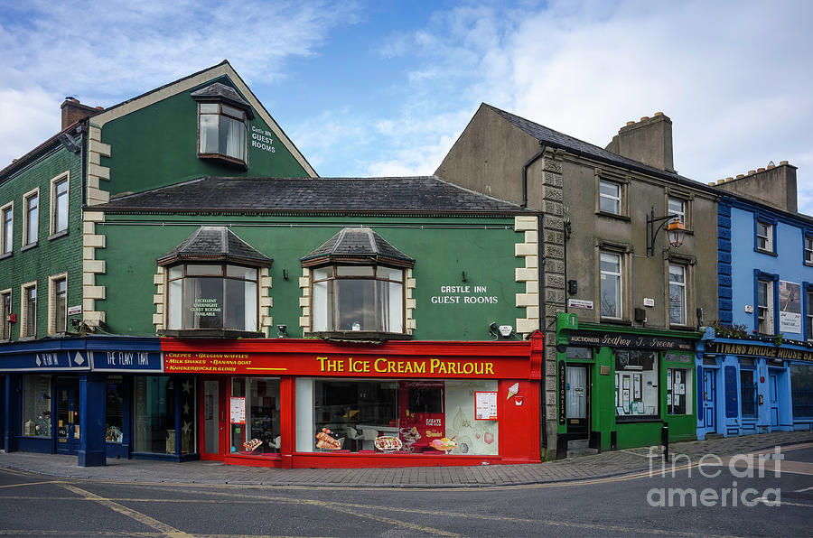 Kilkenny Ice Cream Parlour Photograph by Les Palenik