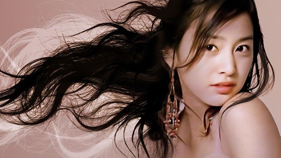 Portrait Digital Art - Kim Tae-Hee by Maye Loeser