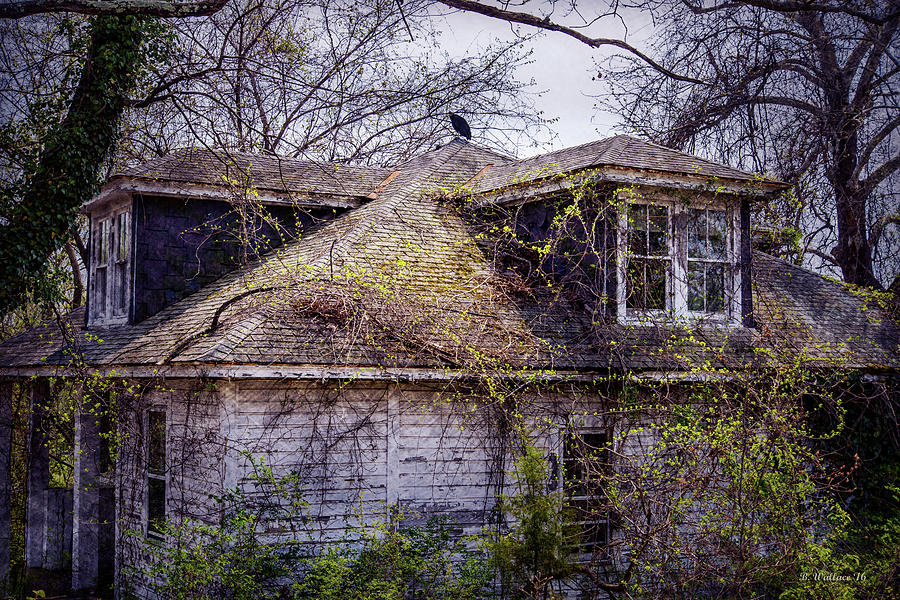 Kinder Farm House - Abandoned Photograph by Brian Wallace