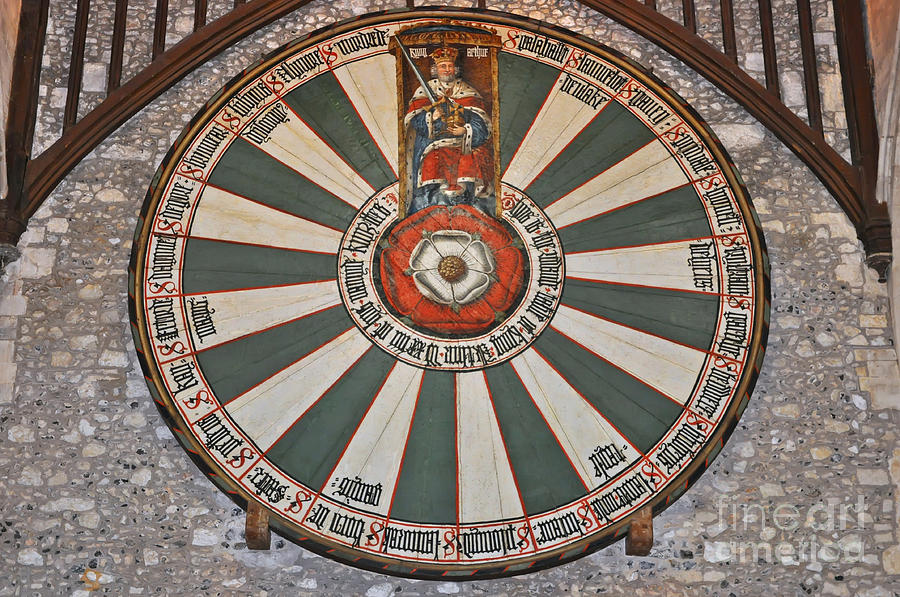 Round Table Photograph - King Arthurs Round Table Winchester by Paul Cummings