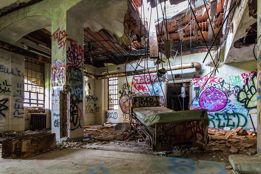 Kings Park Photograph - Kings Park Psychiatric Center by Roderick Breem Kings Park Photograph - Kings Park Psychiatric Center by Roderick Breem