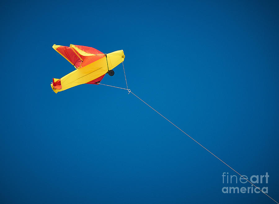 Kite Flite  Photograph by Ken Williams