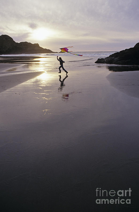 Kite Flying Oregon Coast Photograph by Jim Corwin