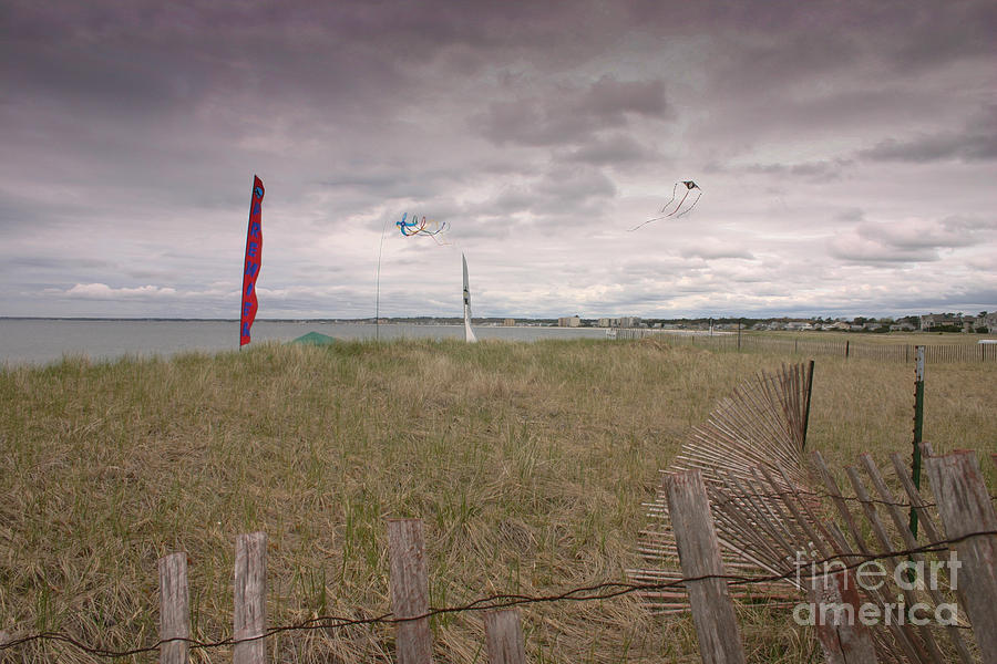 Kite Flying Weather Photograph by David Bishop