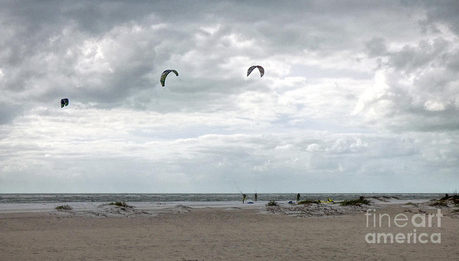 Kite Surfing Lido Beach Florida Photograph by Lynn Bolt