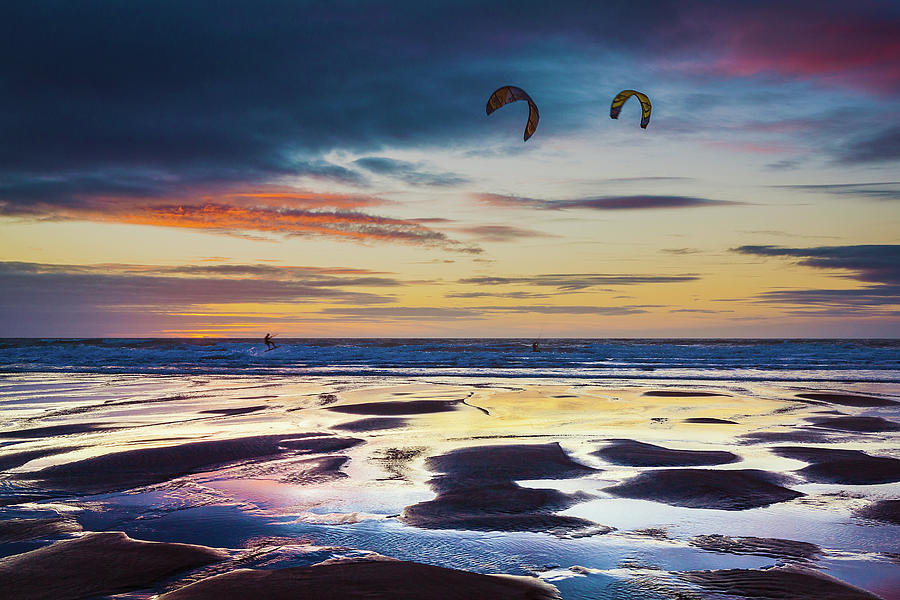 Kite Surfing, Widemouth Bay, Cornwall Photograph by Maggie Mccall