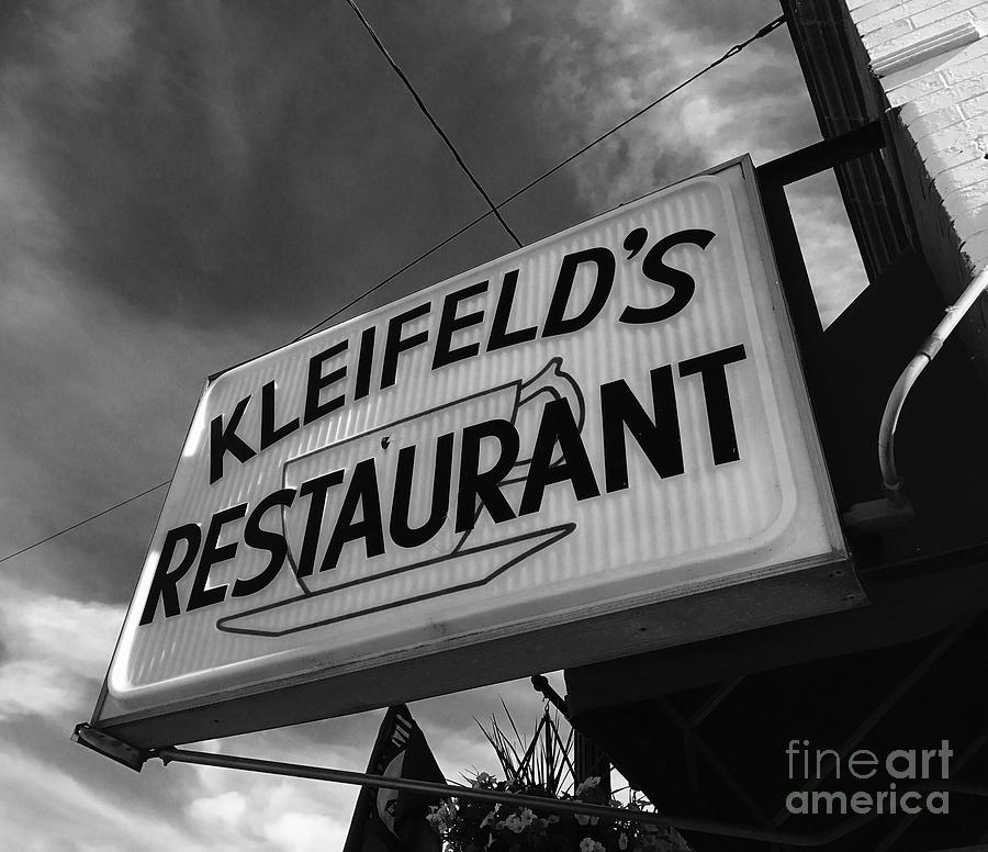 Kleifelds Restaurant Photograph by Michael Krek