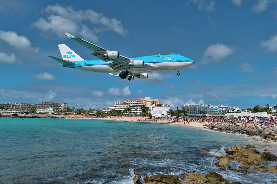 K L M 747 at St. Maarten Photograph by David Gleeson