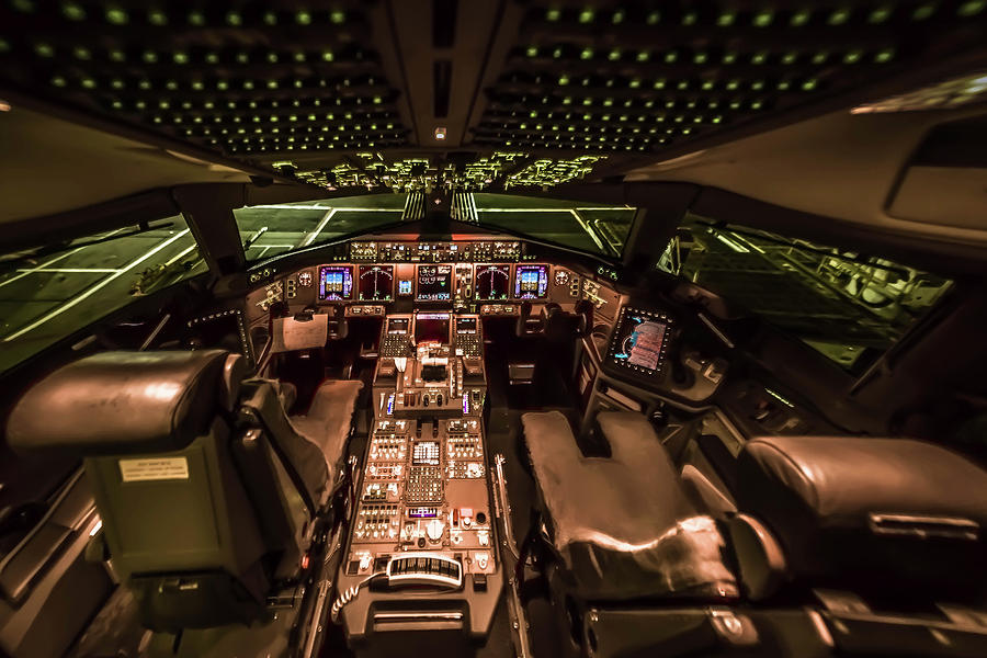 777 cockpit takeoff