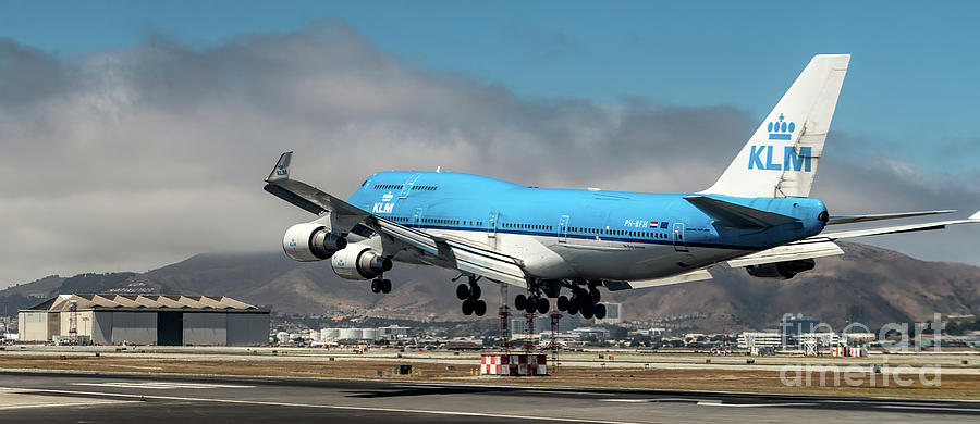 KLM Royal Dutch Airlines Boeing 747 Airplane Landing at San Francisco Airport in San Francisco, Cali Photograph by David Oppenheimer