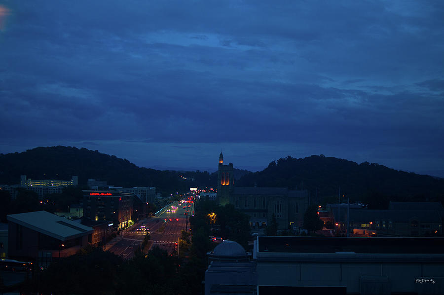 Knoxville Tennessee Night Photograph by Ken Figurski