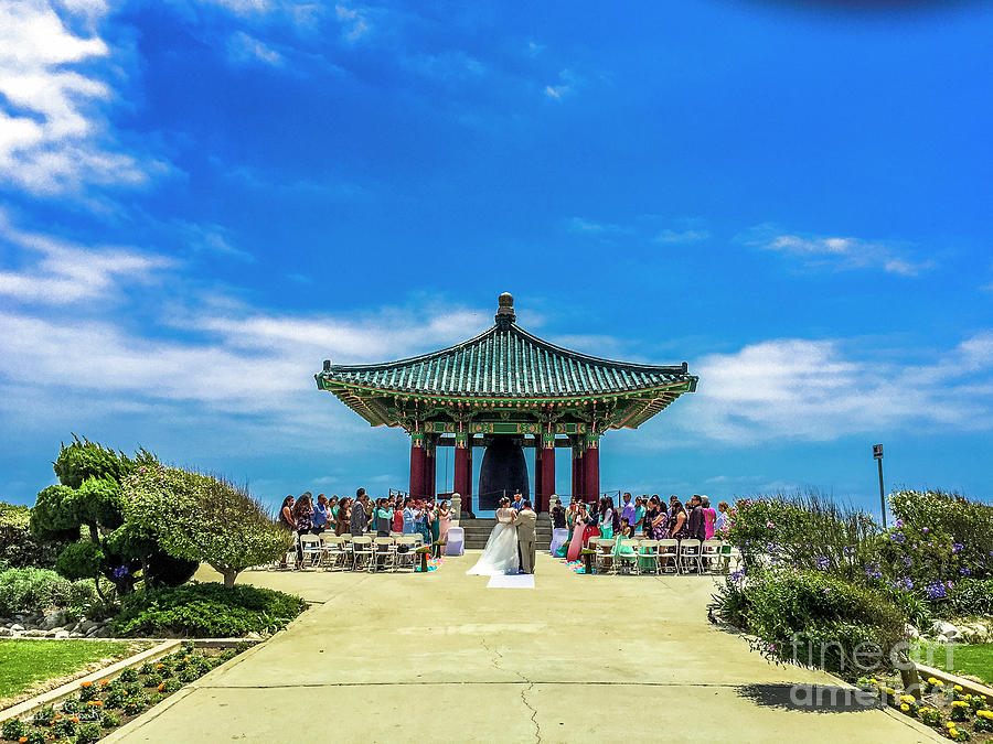 Korean Bell Wedding Photograph