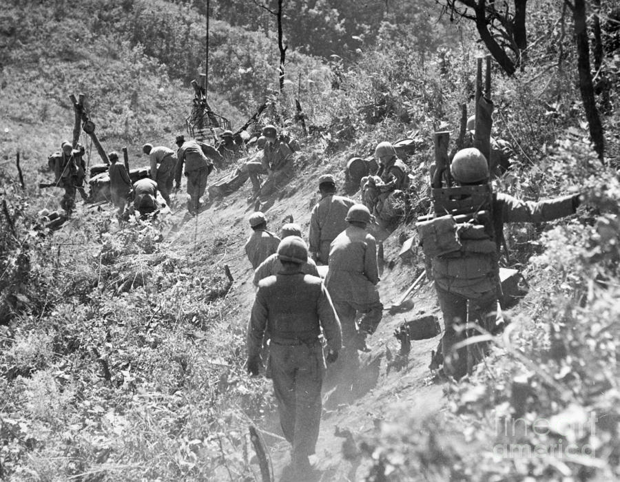 Korean War: Triangle Hill Photograph by Granger