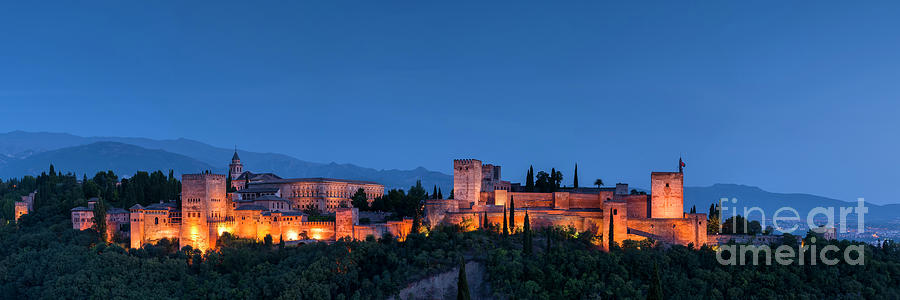 La Alhambra Photograph by Hernan Bua
