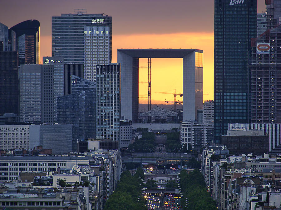 La Grande Arche - Paris Photograph by Nikolyn McDonald