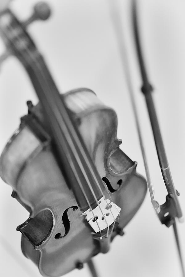 Violin Photograph - La Musique De Lame by Robert Hayton Violin Photograph - La Musique De Lame by Robert Hayton