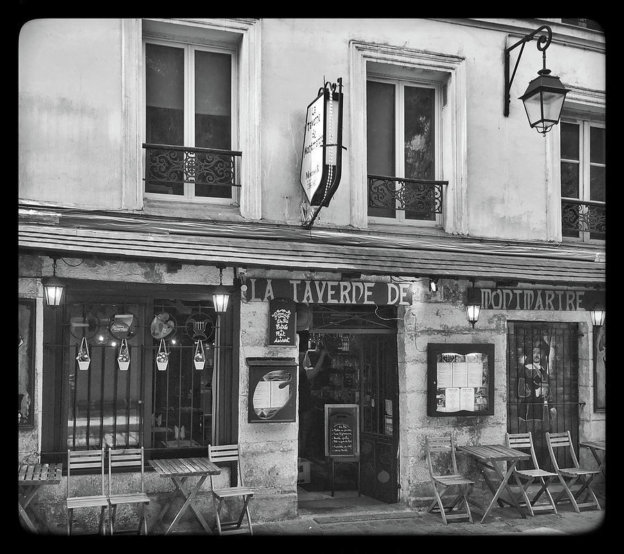 La Taverne De Montmartre, Paris Photograph by Frank DiMarco