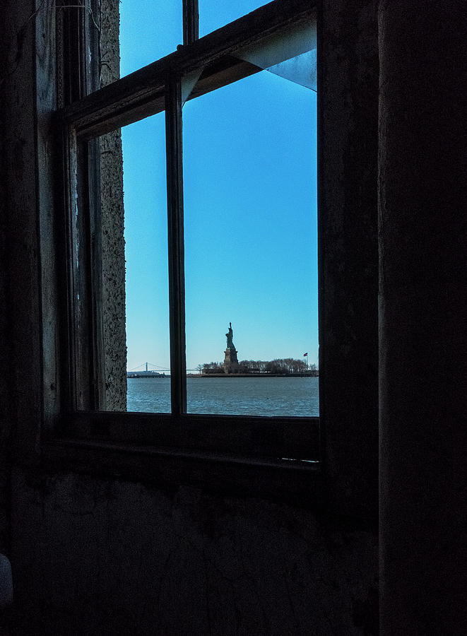 Lady Liberty Photograph by Tom Singleton