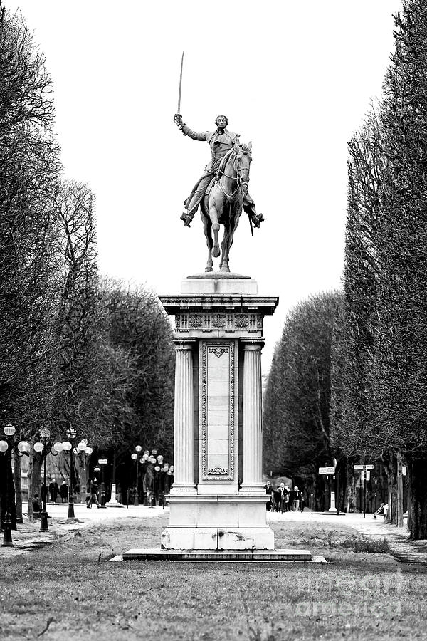 Lafayette on the Cours la Reine Paris Photograph by John Rizzuto