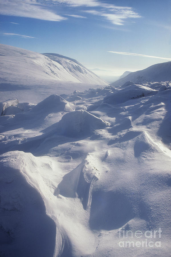 Lairig Ghru in Winter - Cairngorm Mountains - Scotland Photograph by Phil Banks