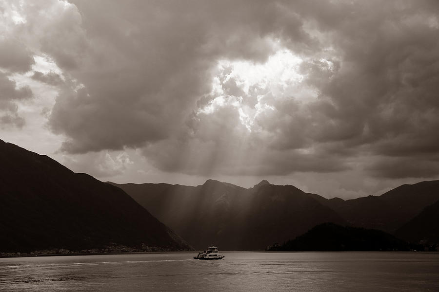 Como Photograph - Lake Como18c by Andrew Fare