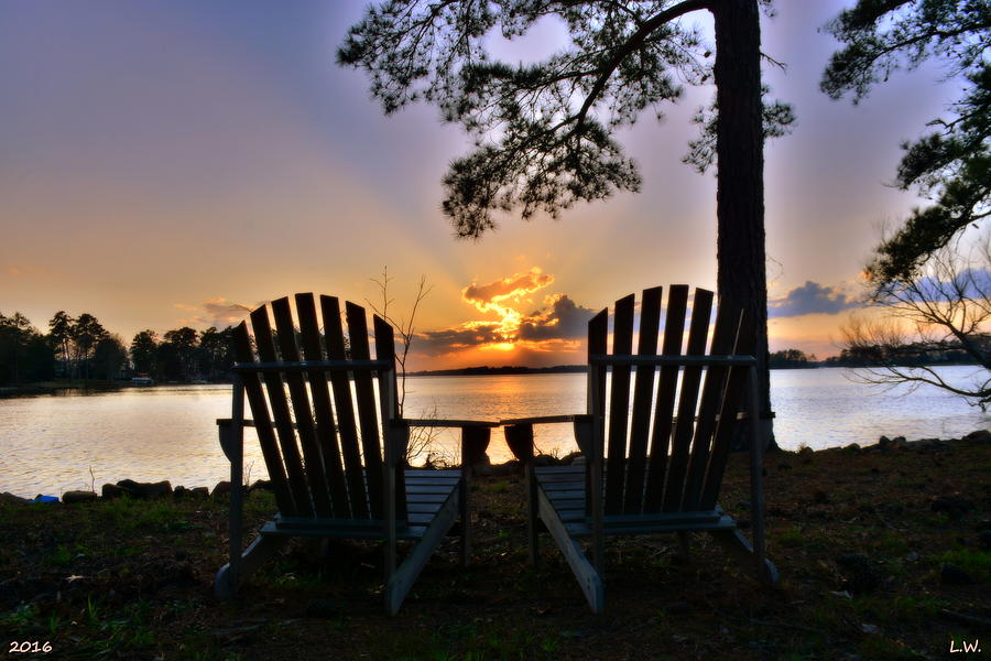 Sunset Photograph - Lake Murray Relaxation by Lisa Wooten