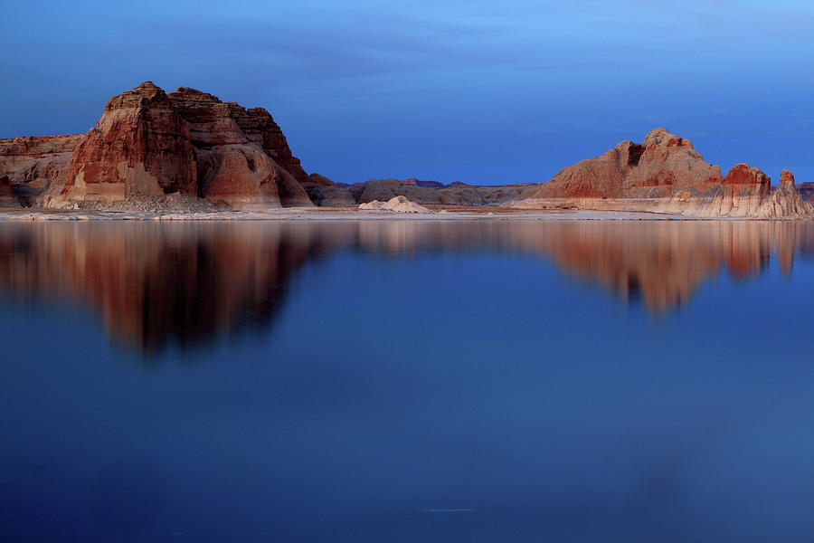 Lake Powell at Sunset Photograph by Eric Foltz