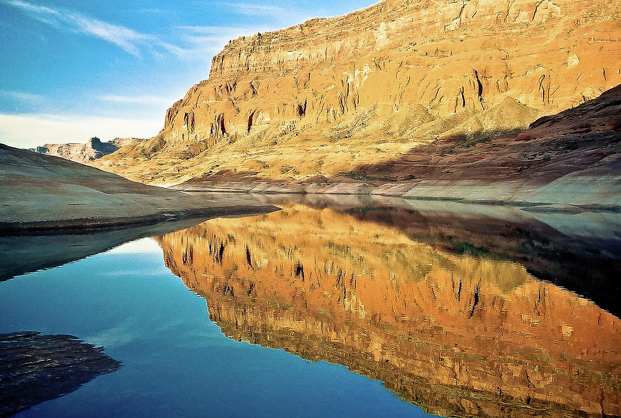 Lake Powell Reflection Photograph by William T Templeton