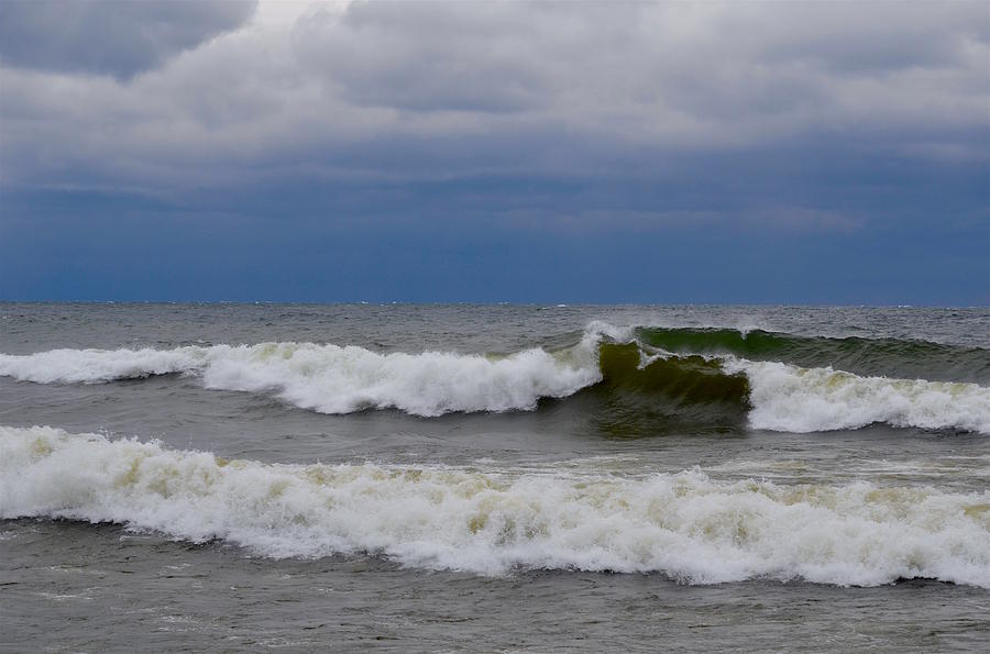 Lake Superior Waves Photograph by Hella Buchheim - Fine Art America