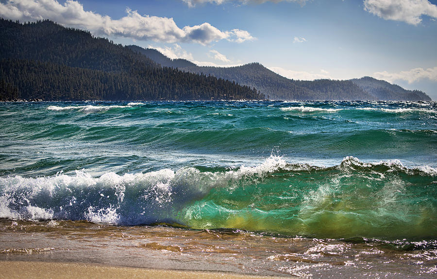 Lake Tahoe Waves Photograph by Dianne Phelps