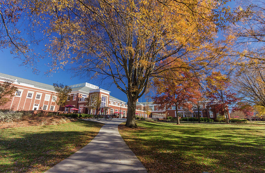 Lakeside Dining Hall at Elon University Photograph by Bryan Pollard ...