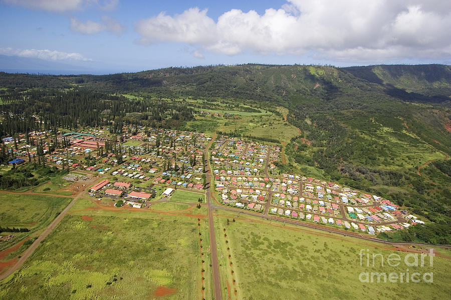 Lanai City Aerial Photograph by Ron Dahlquist - Printscapes
