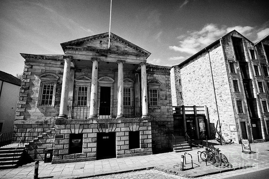 Lancaster Maritime Museum In The Old Custom House St Georges Quay