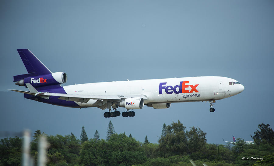N603FE FedEx Express McDonnell-Douglas MD-11 Landing Honolulu International Airport Art Photograph by Reid Callaway